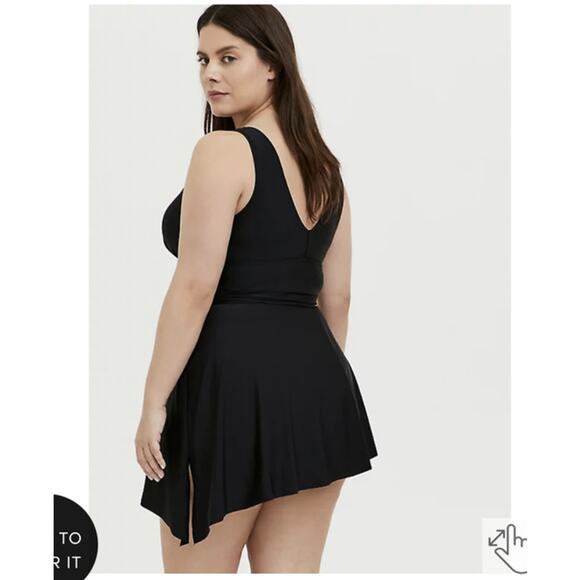 Torrid Swim Dress Wireless Asymmetrical One-Piece Black Short Swim Dress Size 3 - Picture 8 of 12